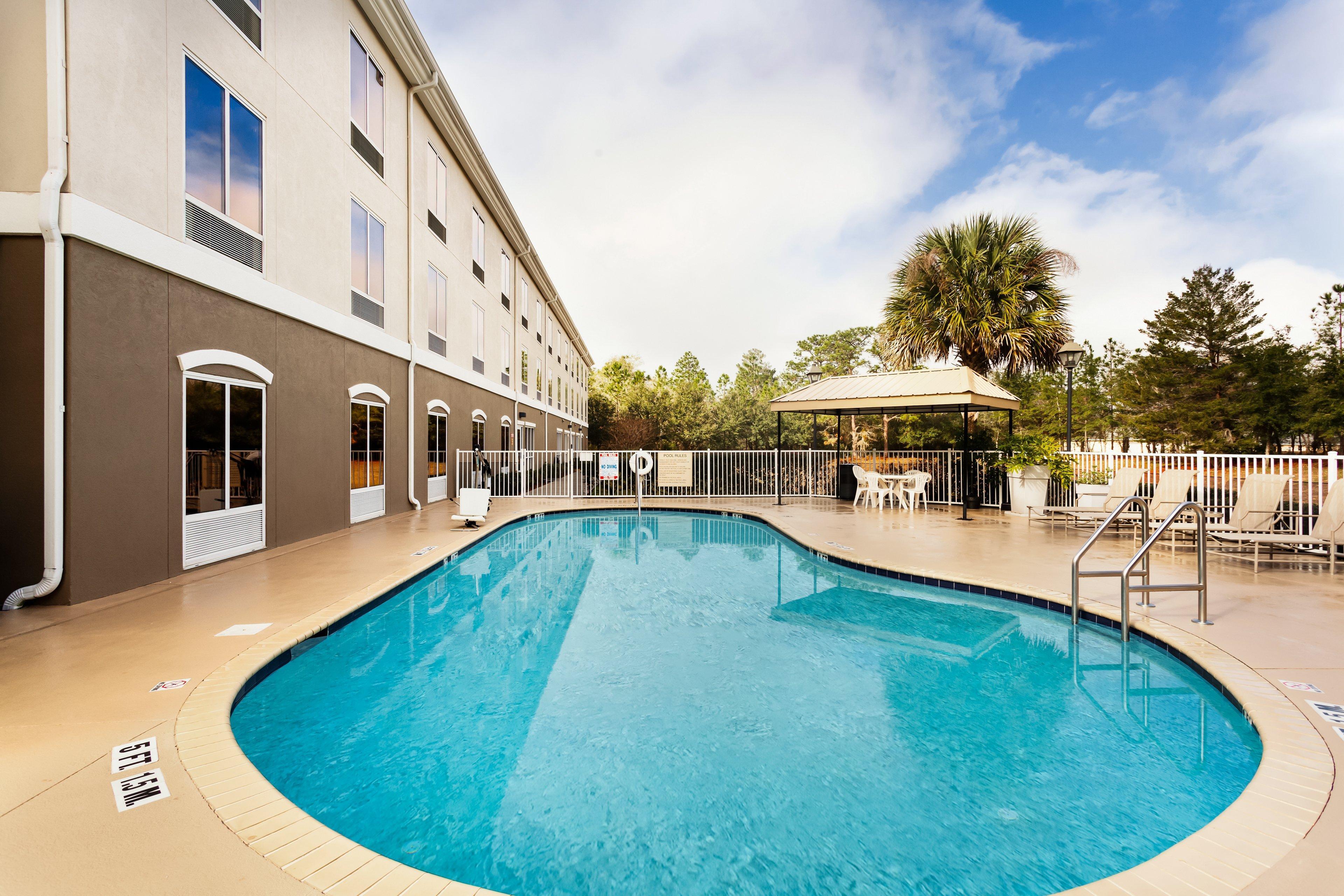 Holiday Inn Express Hotel & Suites Inverness By Ihg Lecanto Exterior photo